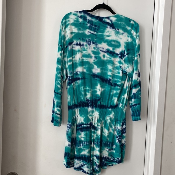 Young, Fabulous & Broke Romper Tie Dye Size Large - Picture 3 of 5